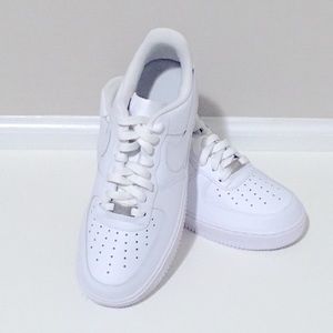 Nike Women's Air Force 1 '07